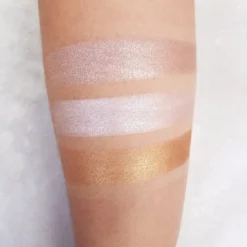 Cosmetics Amuse Glow Trio