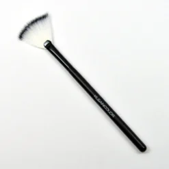 Kleancolor Fan Brush